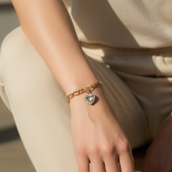 3/$35 Gold Chain Bracelet with Crystal Heart Pendant Dainty Sparkle Jewelry - Picture 6 of 6